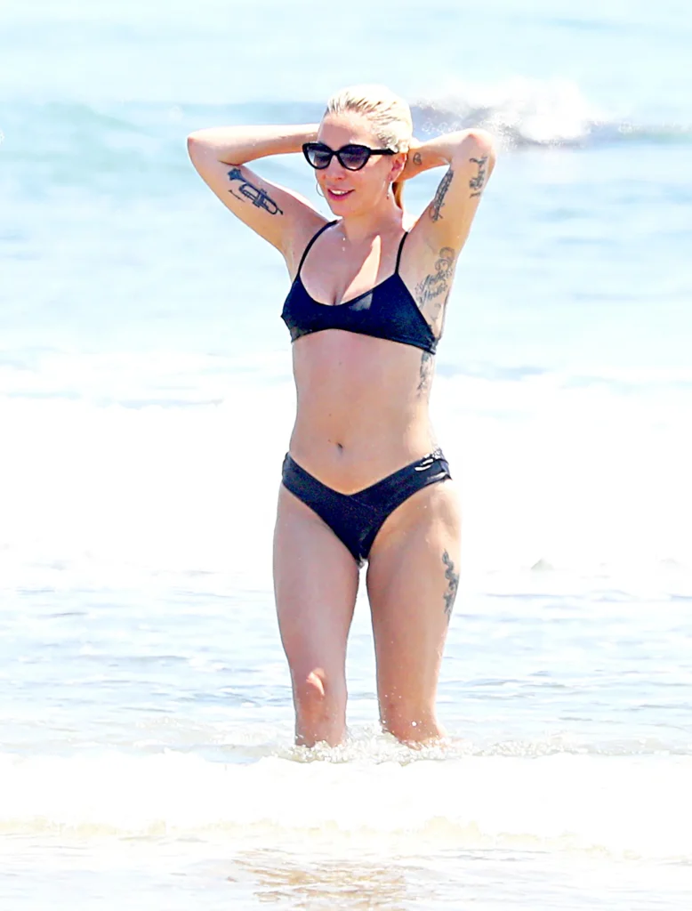 Lady Gaga bikini